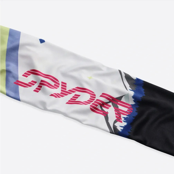 Spyder Girls M Medium Surface Half Zip Zip T-Neck White Blue NWT - Picture 10 of 11